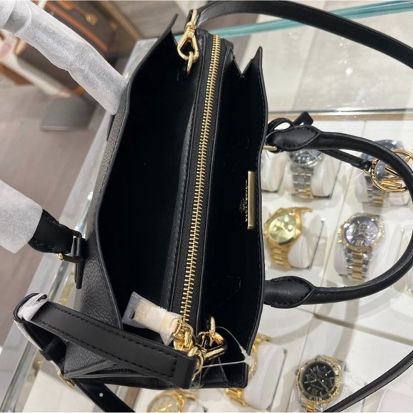 MICHAEL MICHAEL KORS Valerie Small Pebbled Leather Satchel Black NWT - Picture 5 of 16